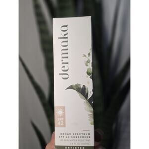 Dermaka Broad Spectrum SPF 42 Sunscreen Untinted - 3.4 fl oz (EXP 11/25)